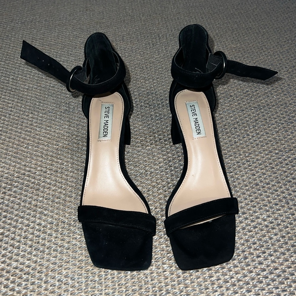 Steve Madden black suede sandals